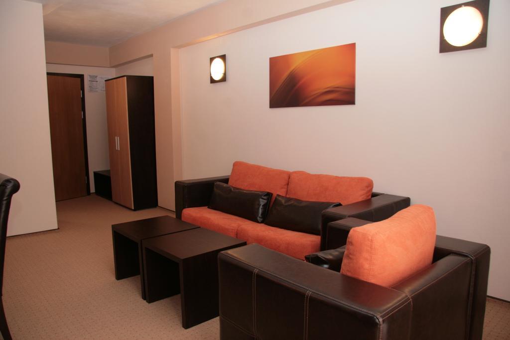 Hotel Byalo More Banite Bilik gambar