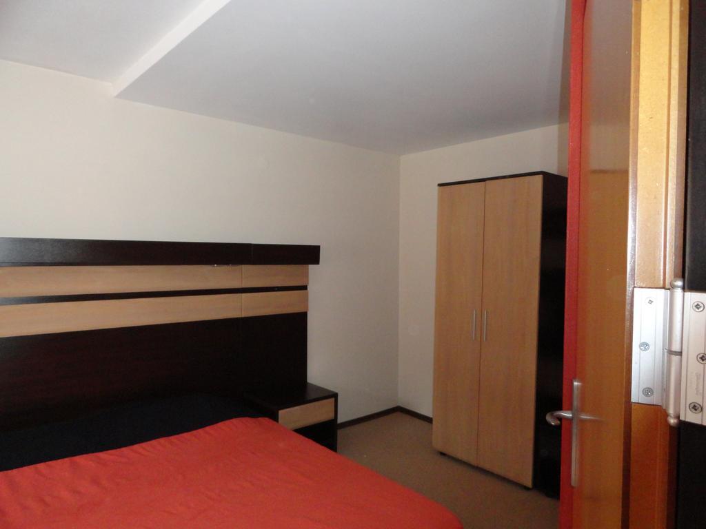 Hotel Byalo More Banite Bilik gambar