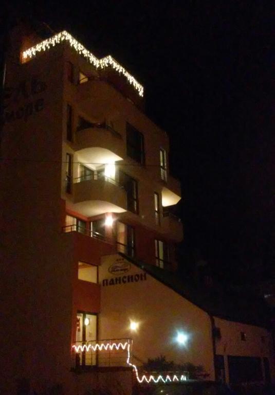 Hotel Byalo More Banite Luaran gambar